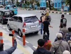 Bukannya Menemui Masa Aksi,Malah Menurunkan Preman.Ada Apa Dengan Pemkot Kendari?