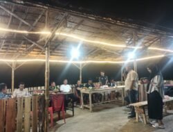 Ketua Karang Taruna Konsel Secara Resmi Membuka Sentra Umkm Di Desa Bumi Raya