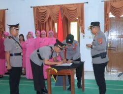Dua Kapolsek Jajaran Polres Konsel Berganti. Sertijab Dipimpin Langsung Kapolres Konsel